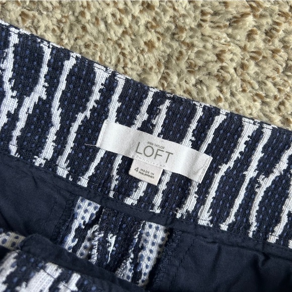 🦋 LOFT Blue White The Riviera Short Shorts Casual Formal Vacation 4 - Picture 2 of 7